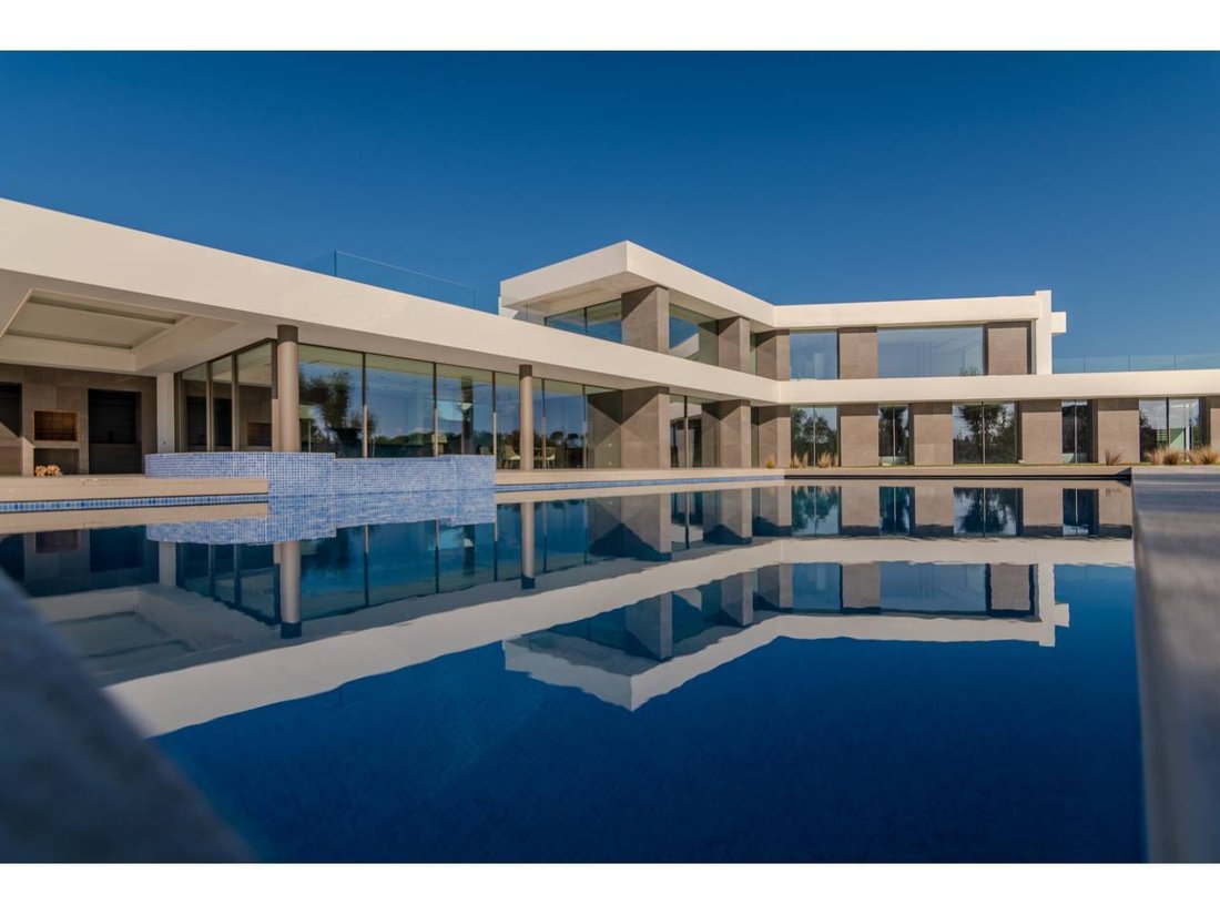 Villa in Caldes de Malavella, Catalonia, Spain 2 - 18299844