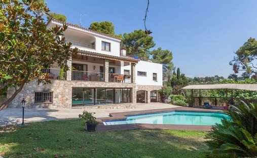 House in Castelldefels, Catalonia, Spain 1