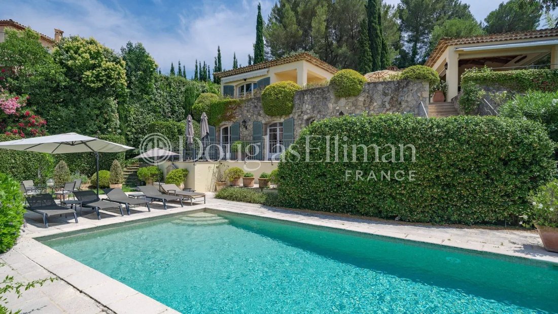 Villa in Mougins, Provence-Alpes-Côte d'Azur, France 2 - 18297989