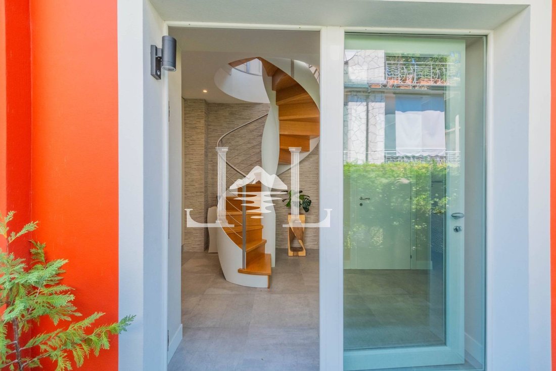 Villa in Verbania, Piedmont, Italy 5 - 18303281