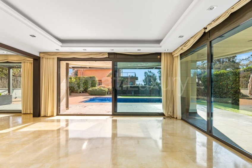 Villa en Esplugas de Llobregat, Cataluña, España 3 - 18299969