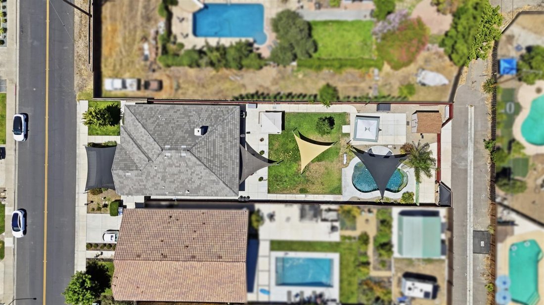 House in Turlock, California, United States 4 - 17949581