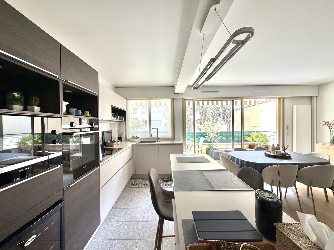 Apartment in Saint-Mande, Ile-de-France, France 3 - 18301228