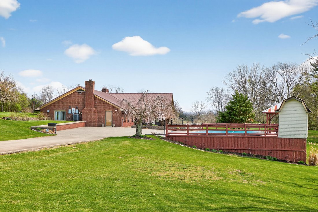 House in Richmond, Kentucky, United States 5 - 18299810