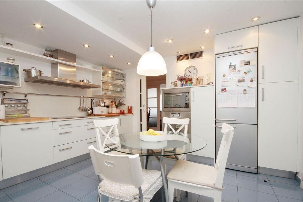 Apartment in Eixample, Barcelona, Spain 2 - 18302397