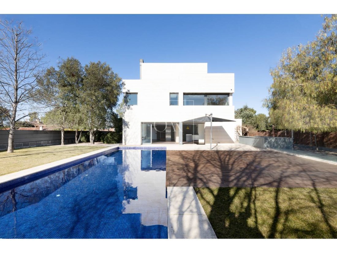 House in Sant Cugat del Valles, Catalonia, Spain 1 - 18299972