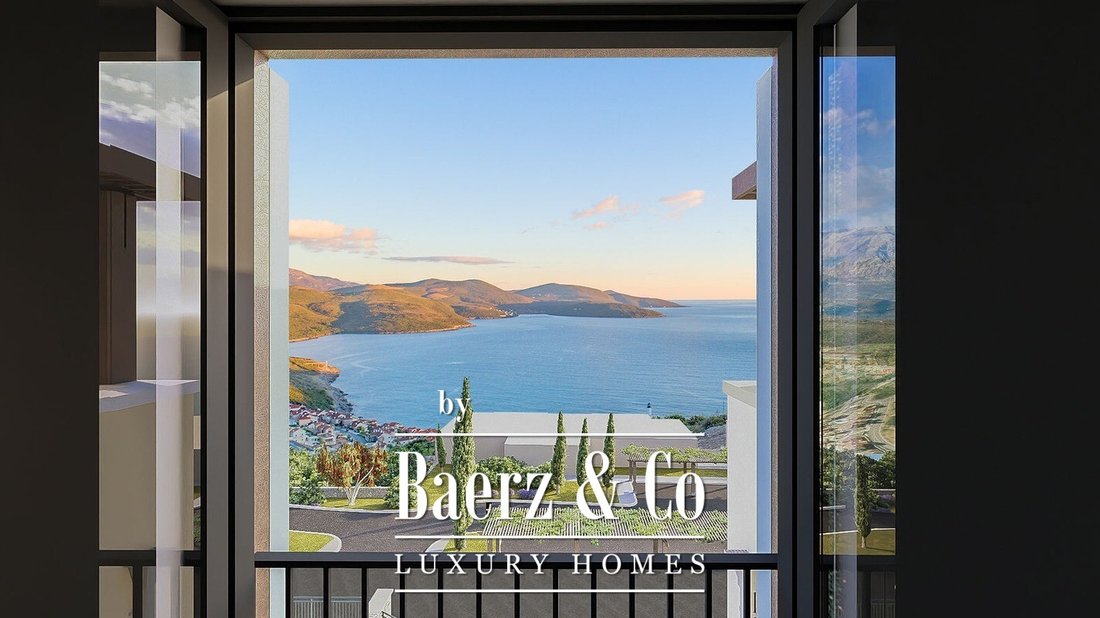 Penthouse in Tivat, Tivat Municipality, Montenegro 1 - 17283487