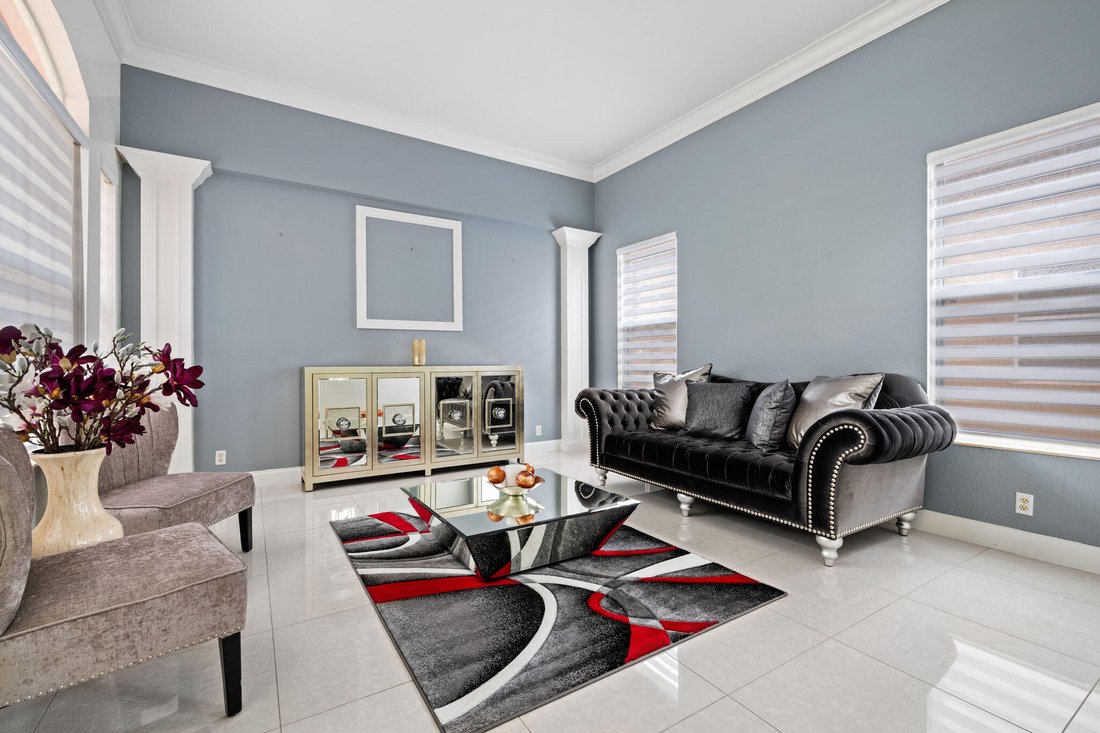 House in Greenacres, Florida, United States 5 - 18299768