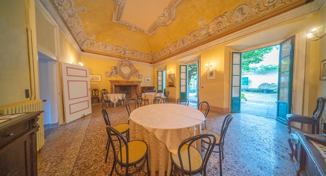 Castle in Castello Cabiaglio, Lombardy, Italy 3 - 18298093