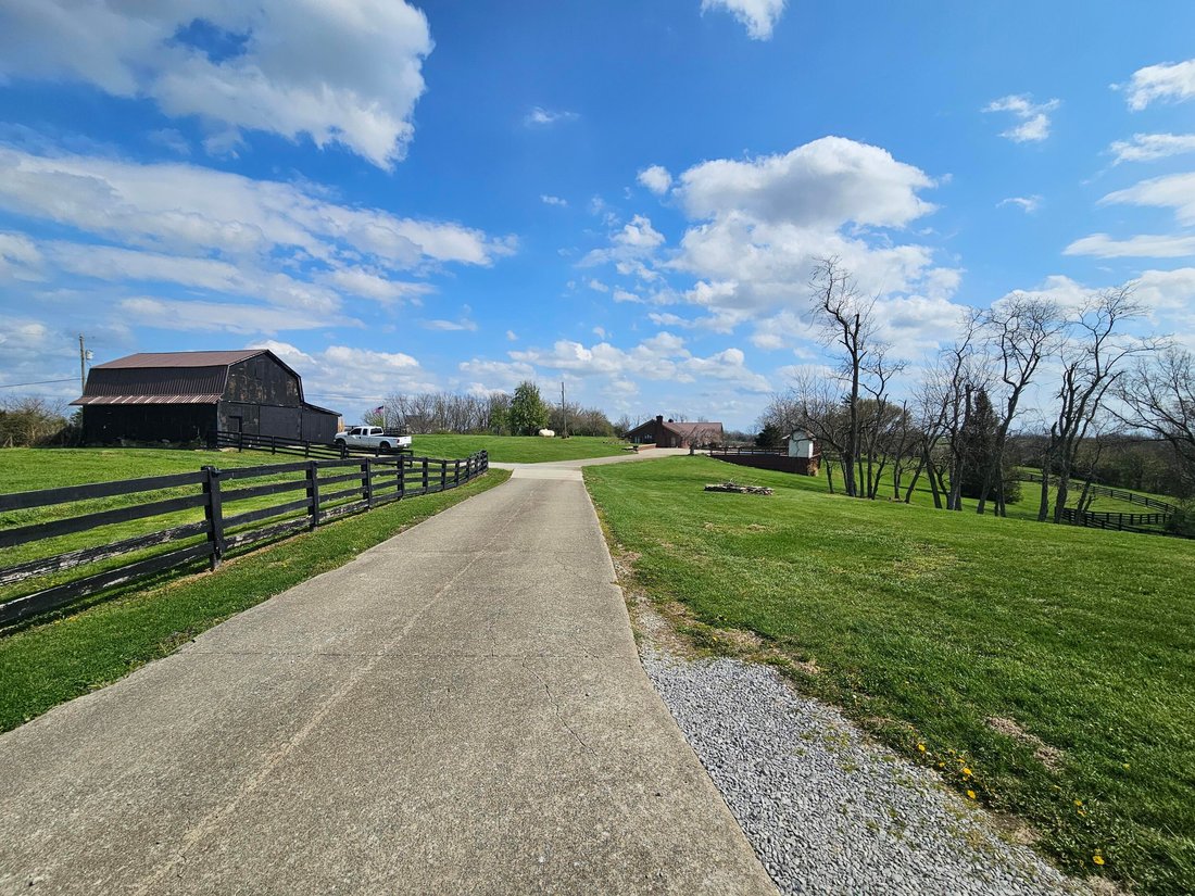 House in Richmond, Kentucky, United States 4 - 18299810