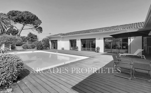 House in Lalande-de-Pomerol, Nouvelle-Aquitaine, France 1