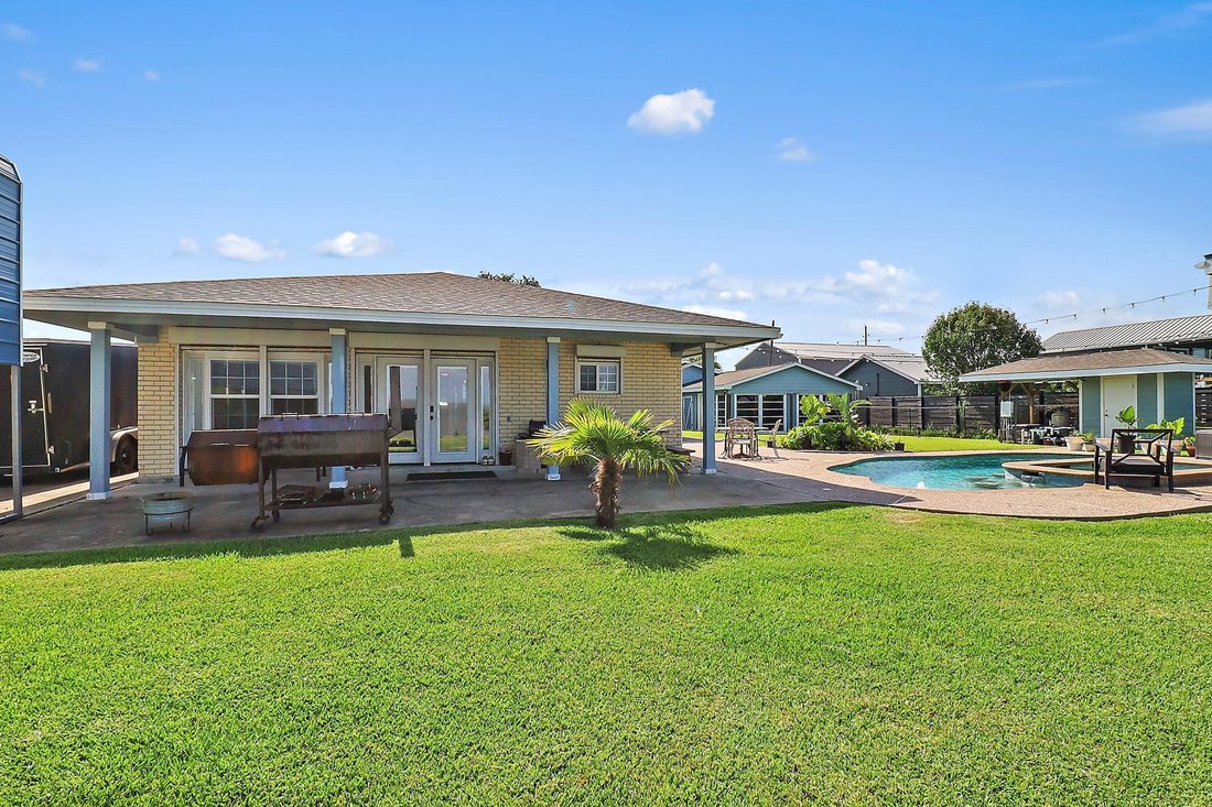 House in Baytown, Texas, United States 2 - 18302081
