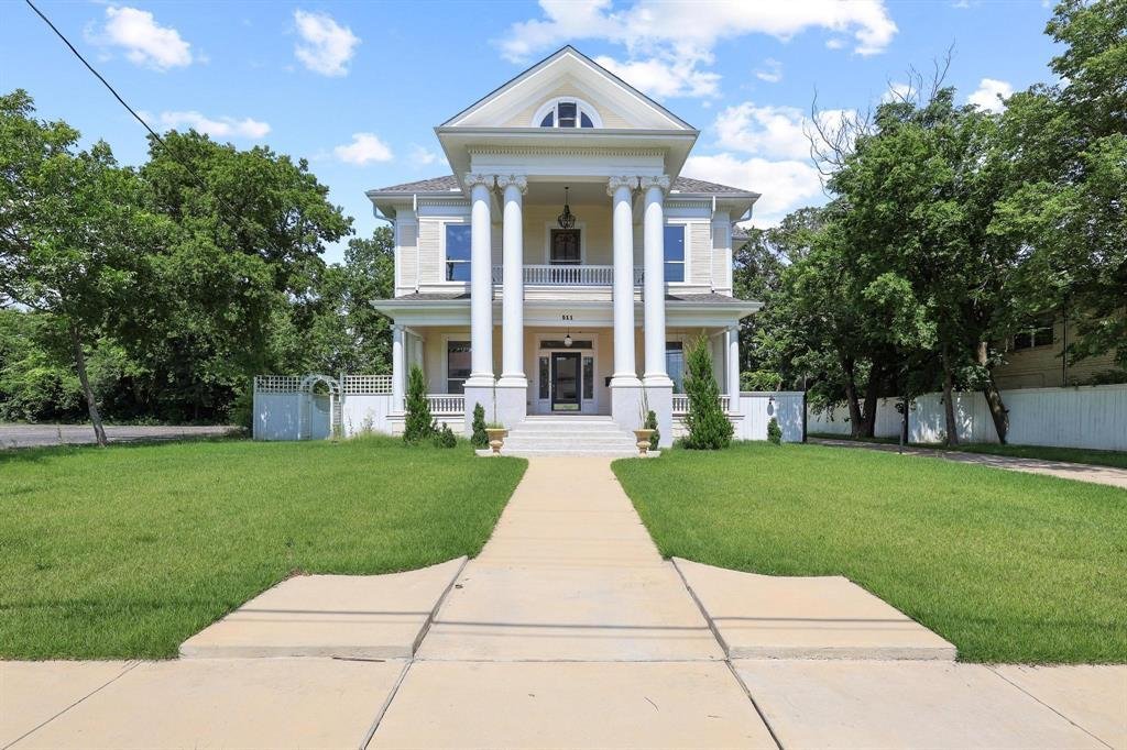 House in Sherman, Texas, United States 1 - 18301990