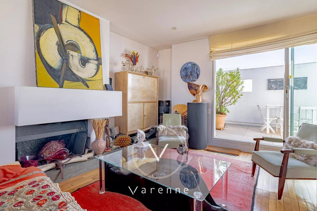 Apartment in Gros Caillou, Paris 7e Arrondissement, Paris 4 - 18298607