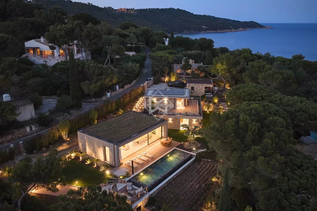 Villa in Ramatuelle, Provence-Alpes-Côte d'Azur, France 2 - 18298676