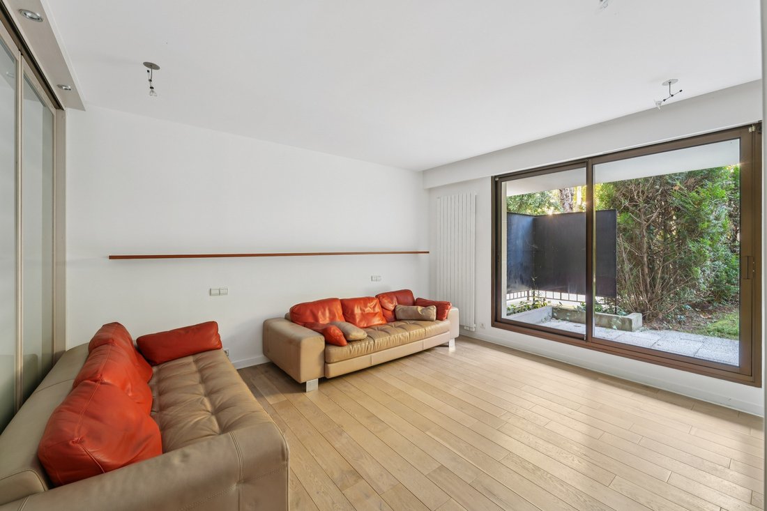 Apartment in La Plaine des Sablons, Neuilly-sur-Seine, France 3 - 18302625