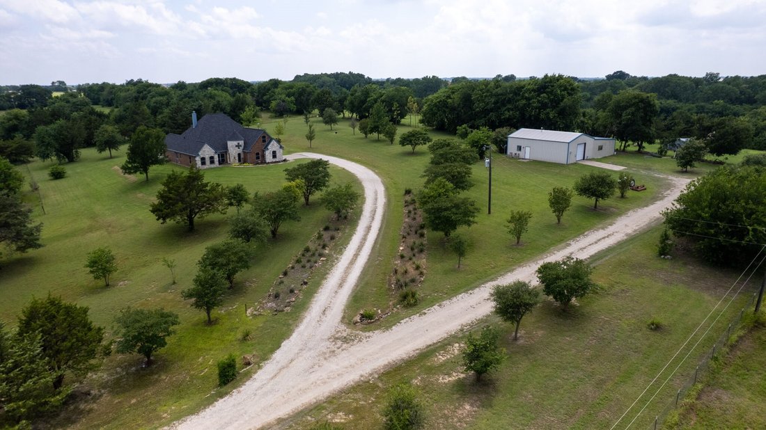 Farm Ranch in Tom Bean, Texas, United States 3 - 18300354