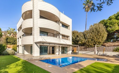 Villa in Esplugues de Llobregat, Katalonien, Spanien 1