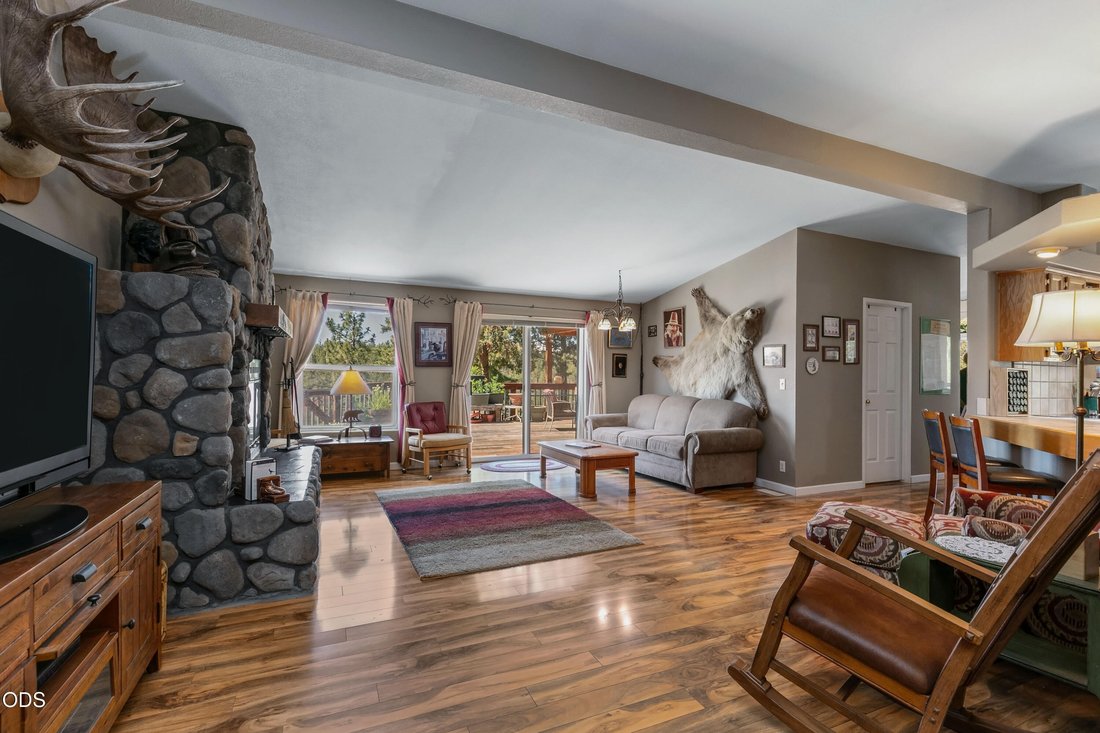 Land in Sisters, Oregon, United States 5 - 17556934