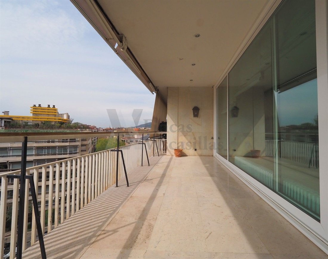 Apartment in Sarrià-Sant Gervasi, Barcelona, Spain 3 - 18300586
