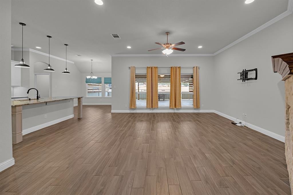 House in Godley, Texas, United States 4 - 18301997