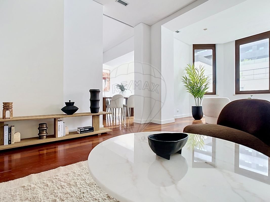 Apartment in Avenidas Novas, Lisbon, Portugal 2 - 15966128