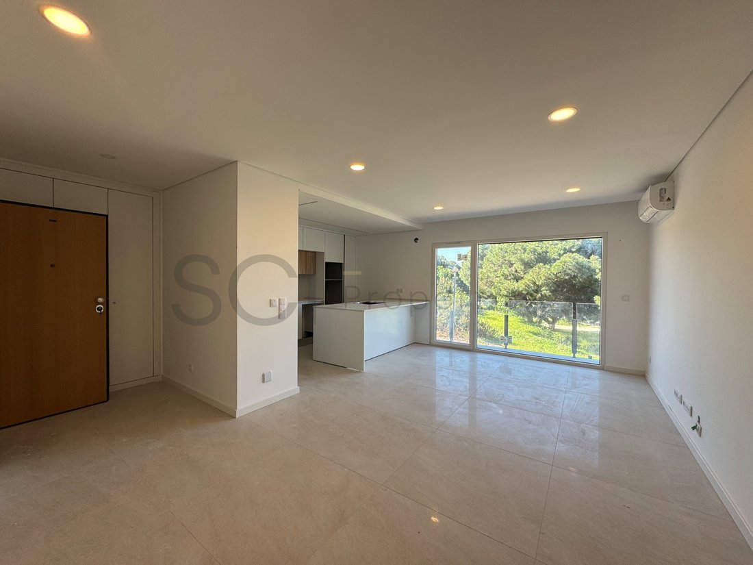 Apartment in Charneca de Caparica e Sobreda, Setubal, Portugal 1 - 18302702