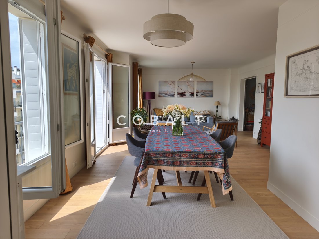 Apartment in Domaine National du Château, Versailles, France 1 - 18298444