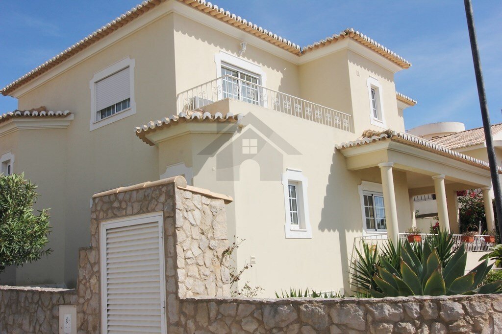 House in Portimao, Algarve, Portugal 1 - 11652857