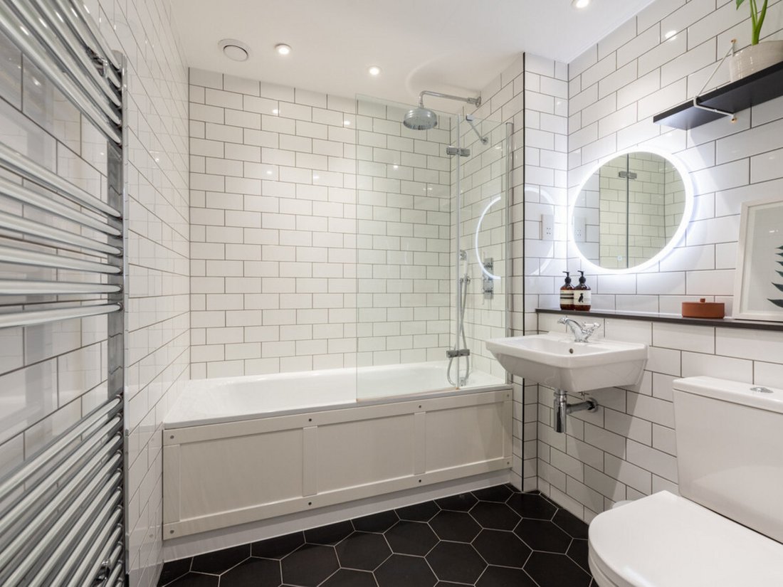 Apartment in Trowbridge Estate, Hackney, England 4 - 18302428