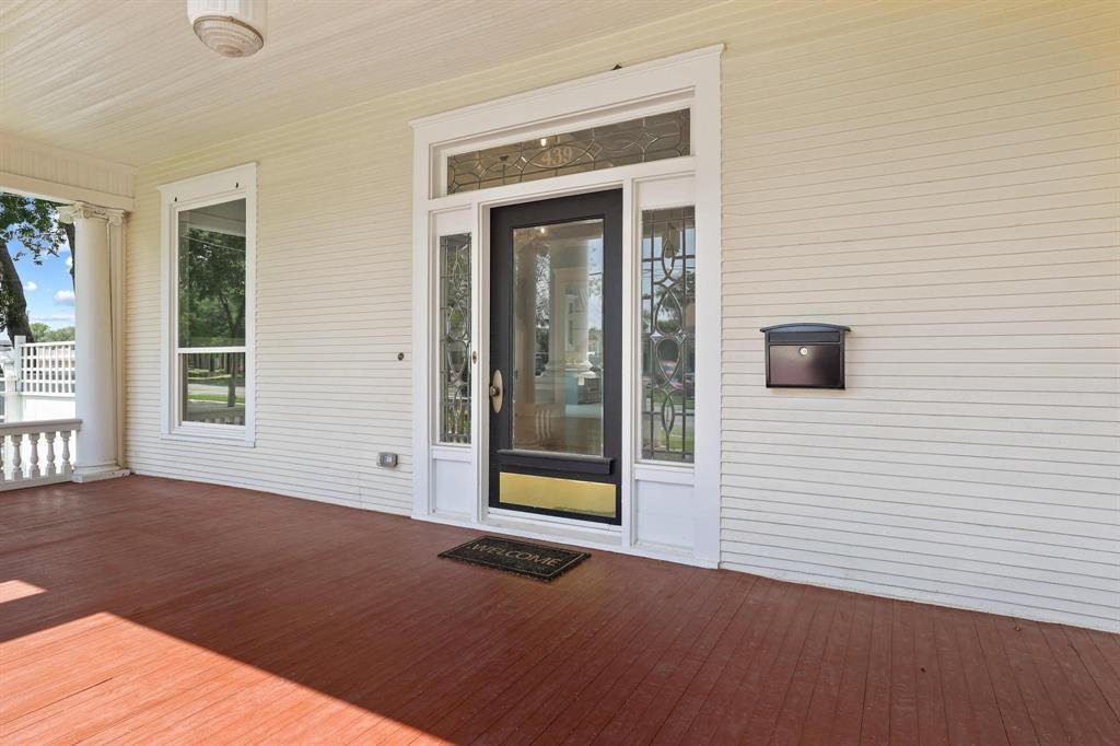 House in Sherman, Texas, United States 5 - 18301990