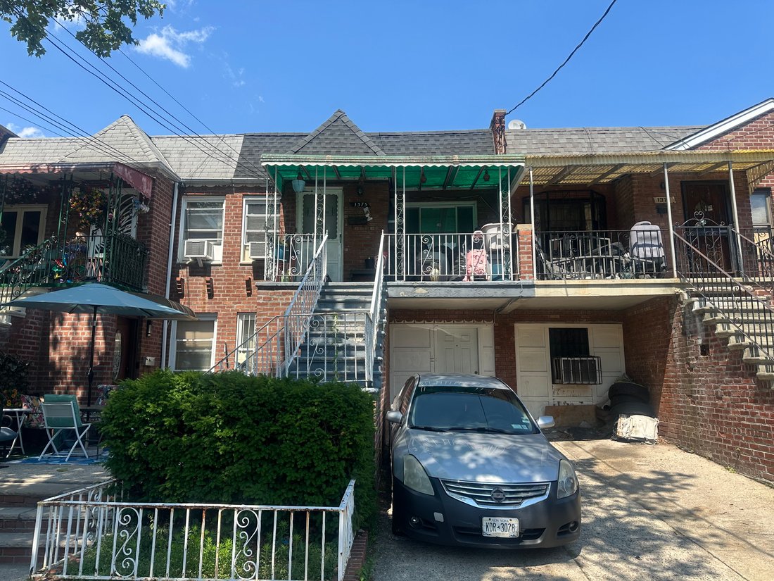 House in New York, New York, United States 2 - 18299483