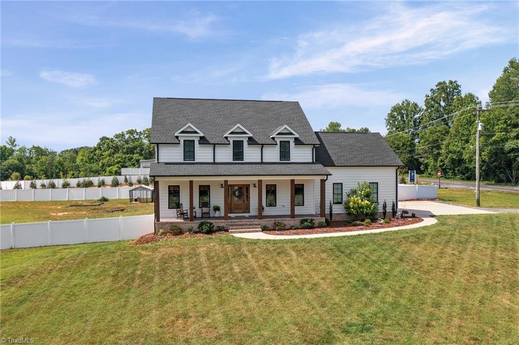 House in Clemmons, North Carolina, United States 3 - 18299663
