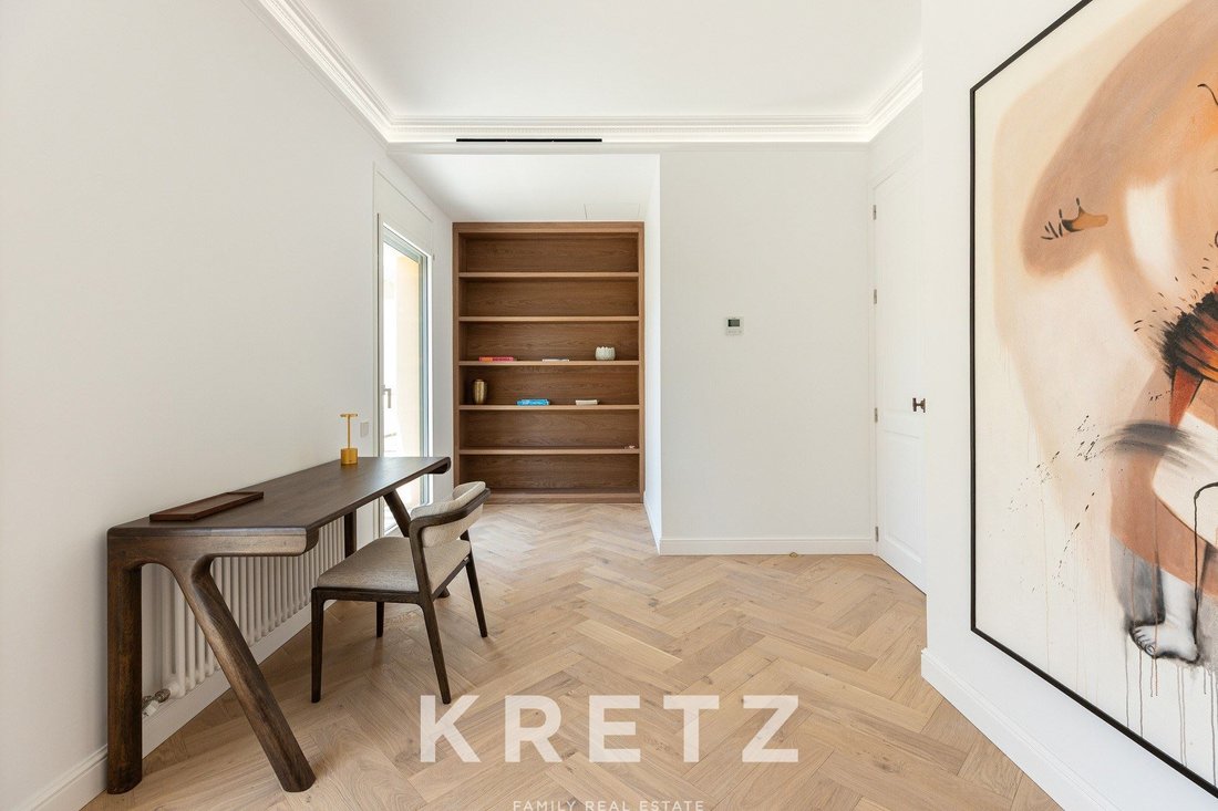 Penthouse in Eixample, Barcelona, Spain 4 - 18302826