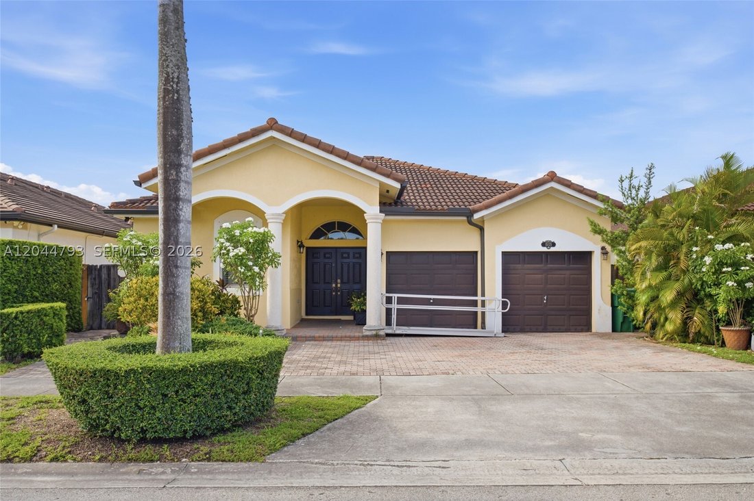 House in Miami, Florida, United States 2 - 18301555