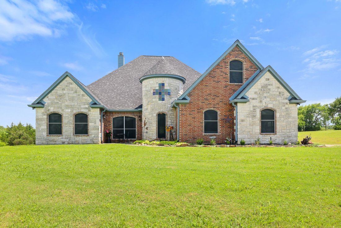 Farm Ranch in Tom Bean, Texas, United States 4 - 18300354