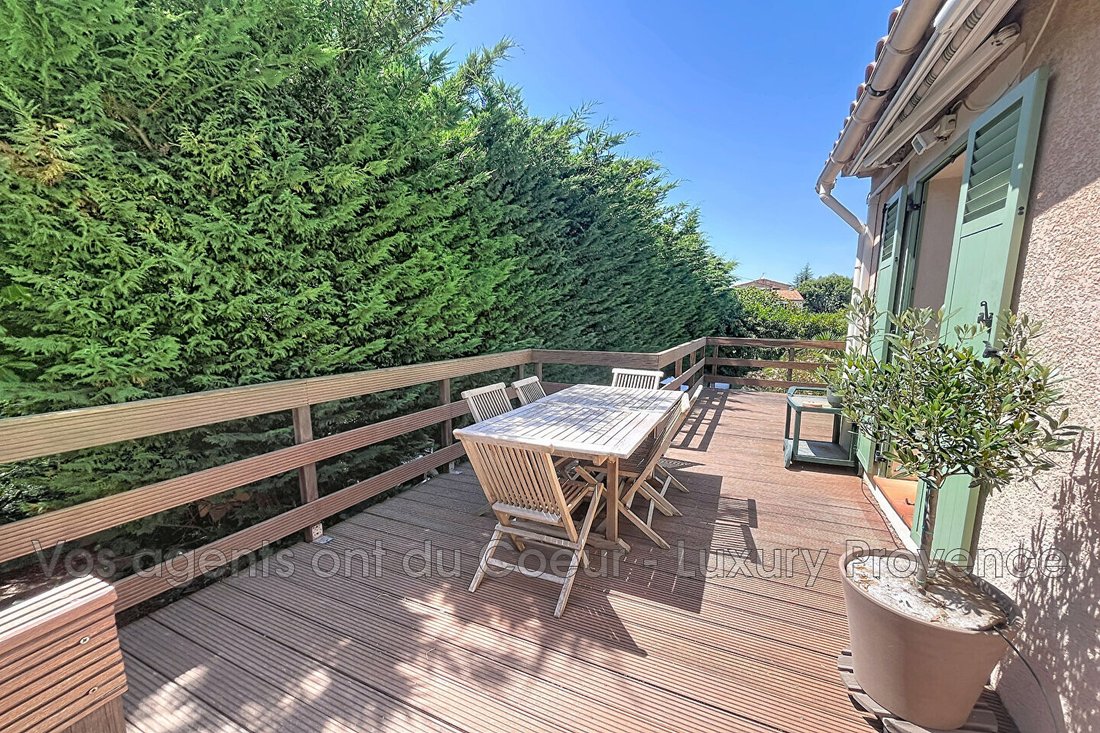 Villa in Vieille Ville-Cativel, Gardanne, France 5 - 18298438