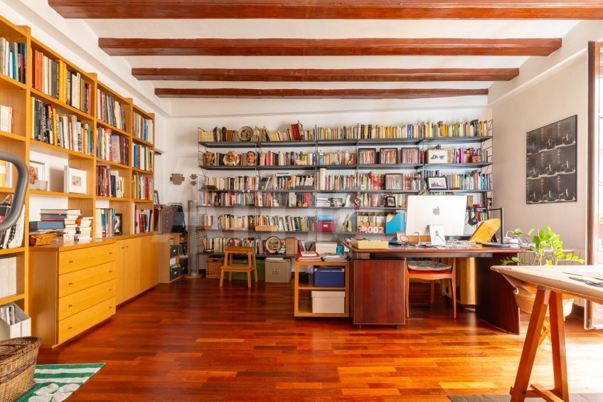 Apartment in Ciutat Vella, Barcelona, Spain 4 - 18301931