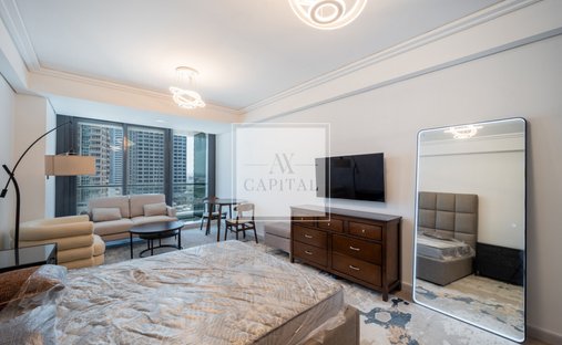 Apartment in JVC / Jumeirah Village Circle, Dubai, United Arab Emirates 1