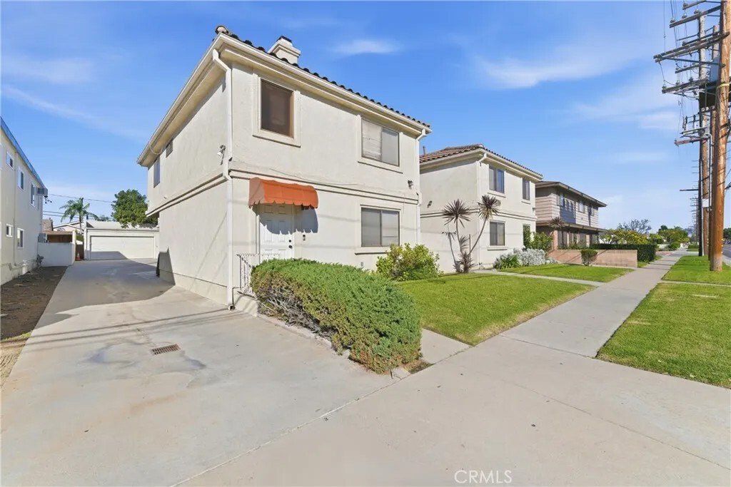 Downey, California, United States 5 - 16909119