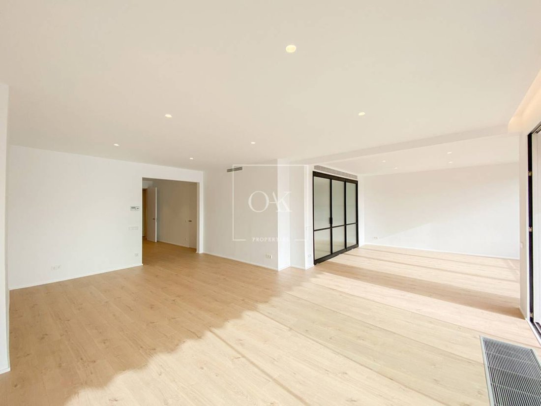 Apartment in Sarrià-Sant Gervasi, Barcelona, Spain 4 - 18300452