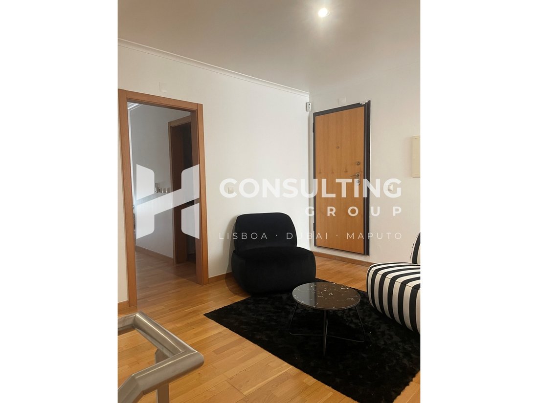 Apartment in Alvalade, Lisbon, Portugal 2 - 16965922