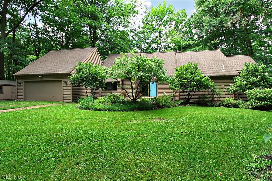 House in Novelty, Ohio, United States 1 - 18280237