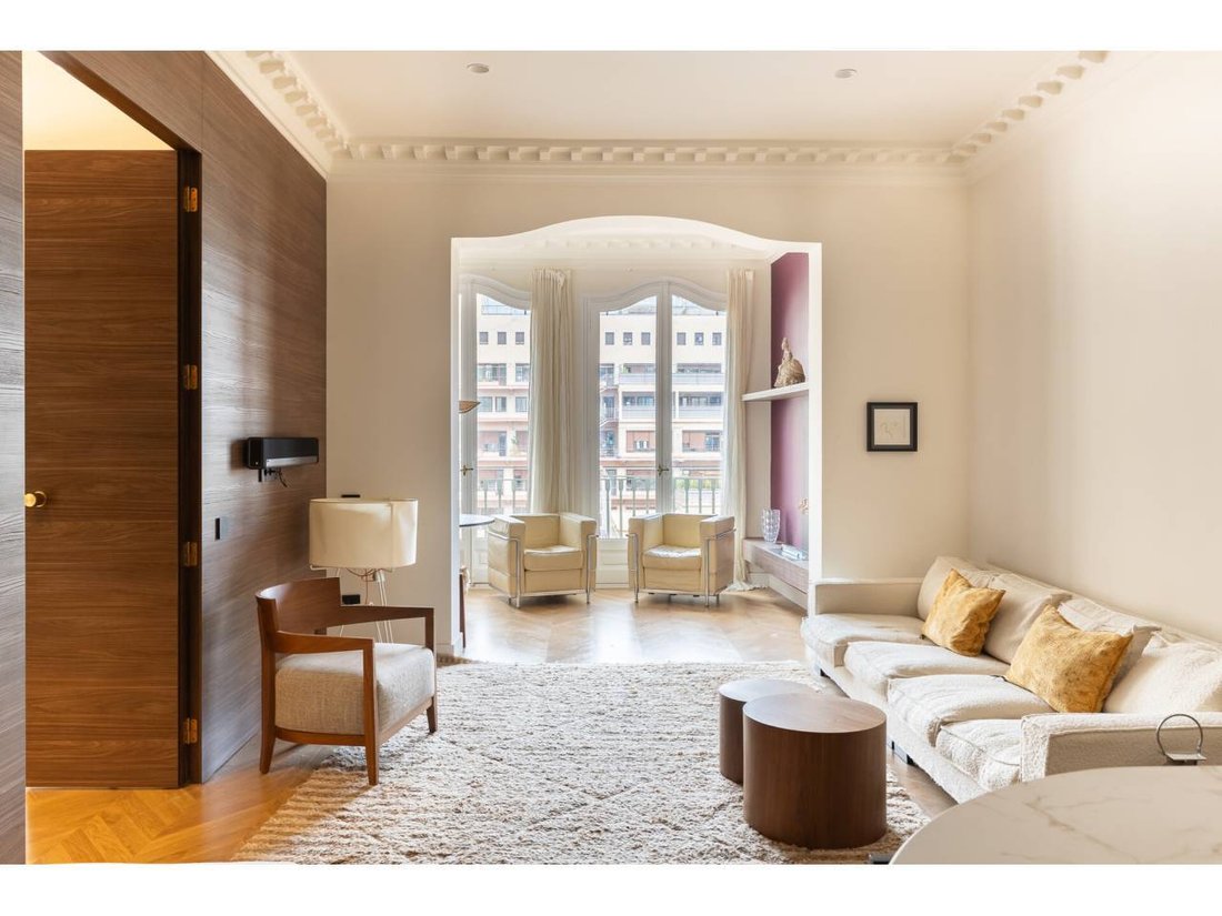 Apartment in Eixample, Barcelona, Spain 1 - 18300530