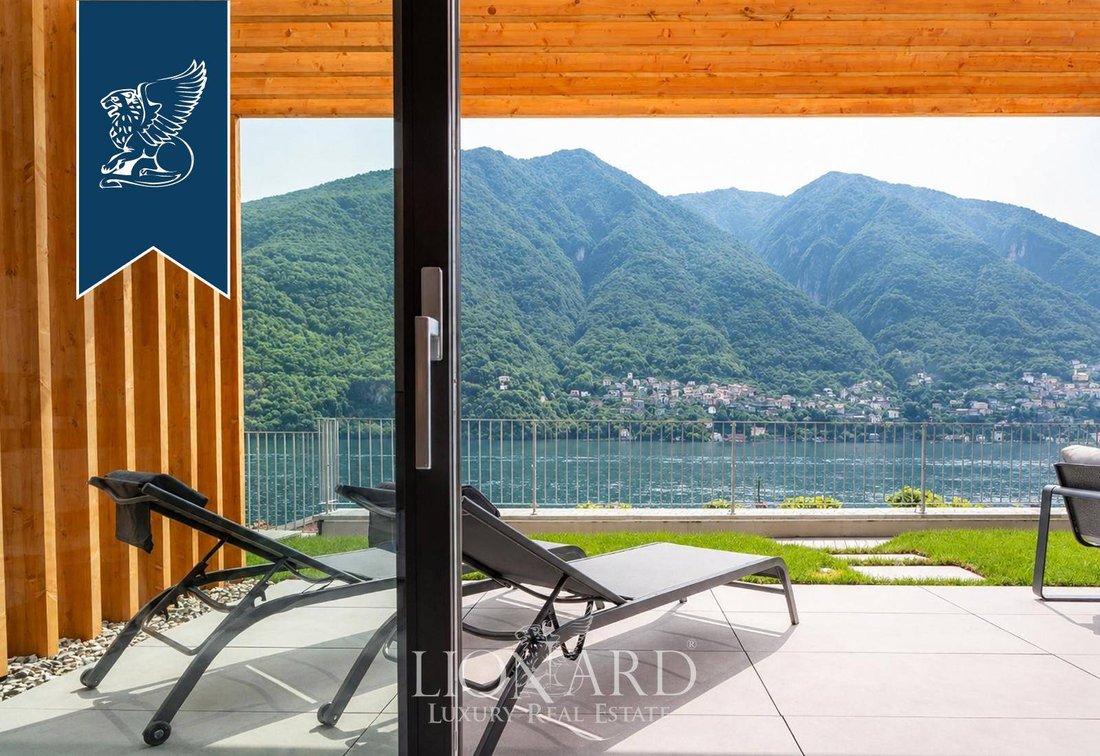 Villa in Laglio, Lombardy, Italy 4 - 18302833
