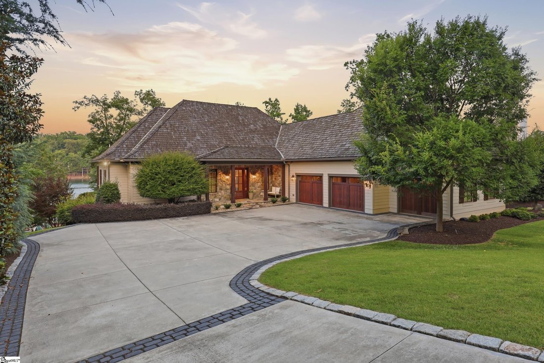 House in Sunset, South Carolina, United States 1 - 18301137