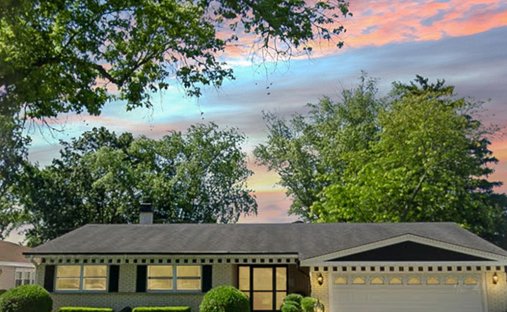 House in Mount Prospect, Illinois, United States 1