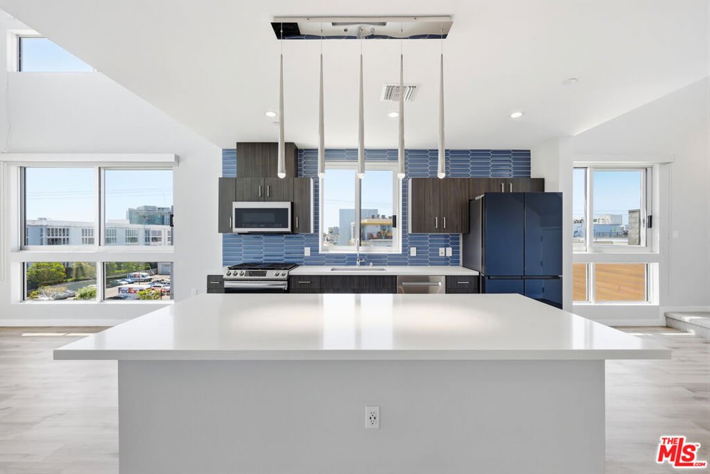 Condo in Marina del Rey, California, United States 5 - 18301609