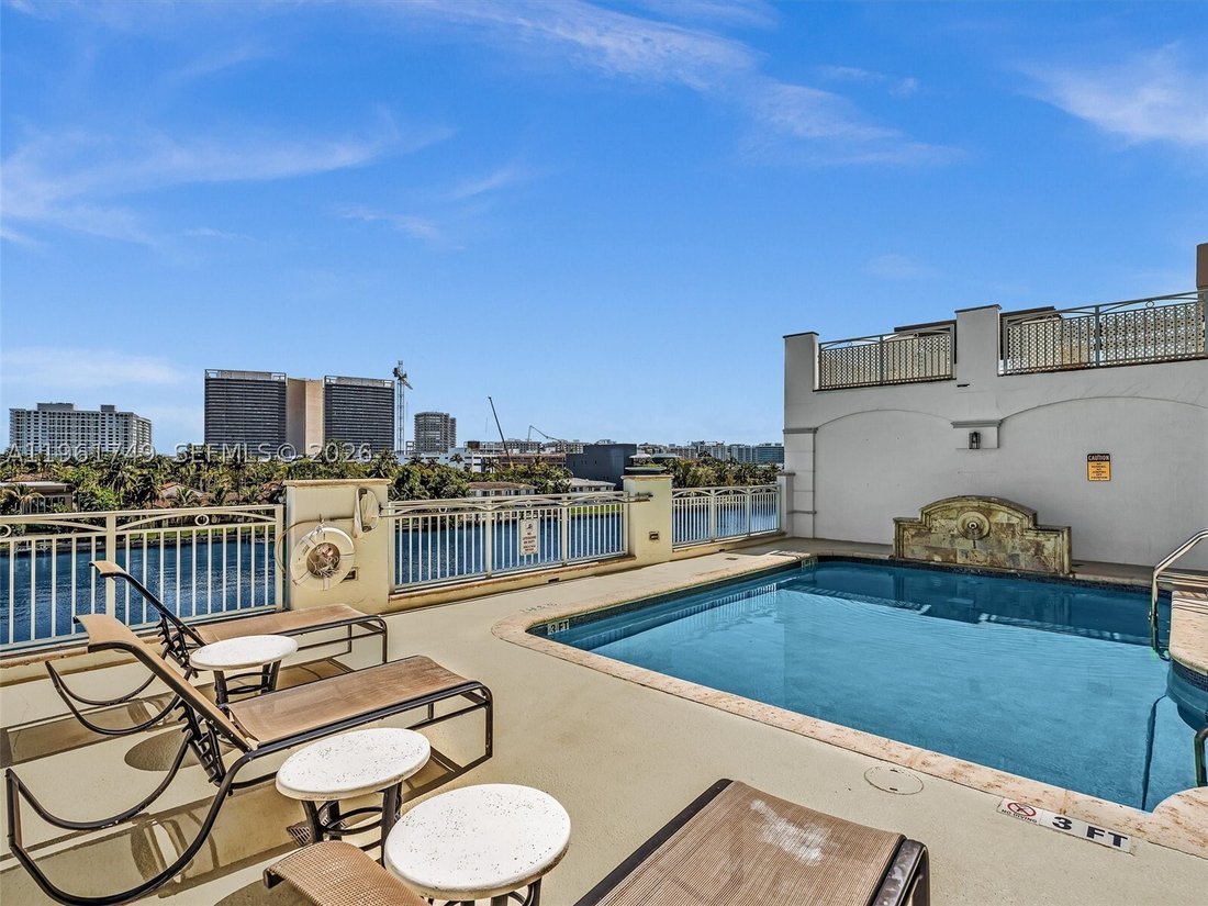 Condo in Bal Harbour, Florida, United States 3 - 17407432