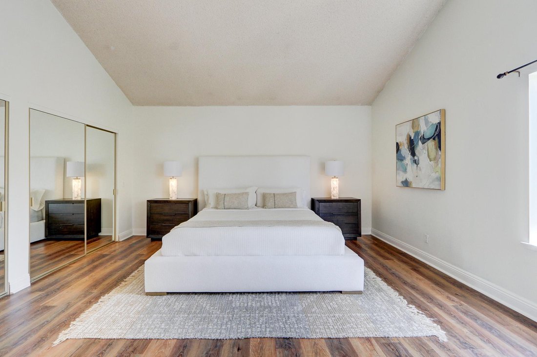 Townhouse in Thousand Oaks, California, United States 4 - 18298143